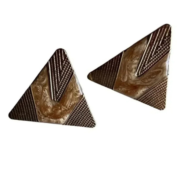 Vintage Jewelry - Vintage Textured Triangle Shape Clip-On Earrings